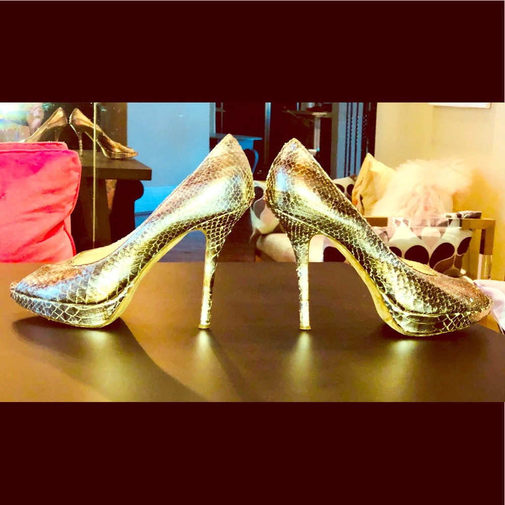 Christian Dior Gold Snakeskin Pumps 39.5